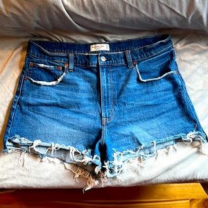 Abercrombie & Fitch The Cutoff shorts High rise size 14